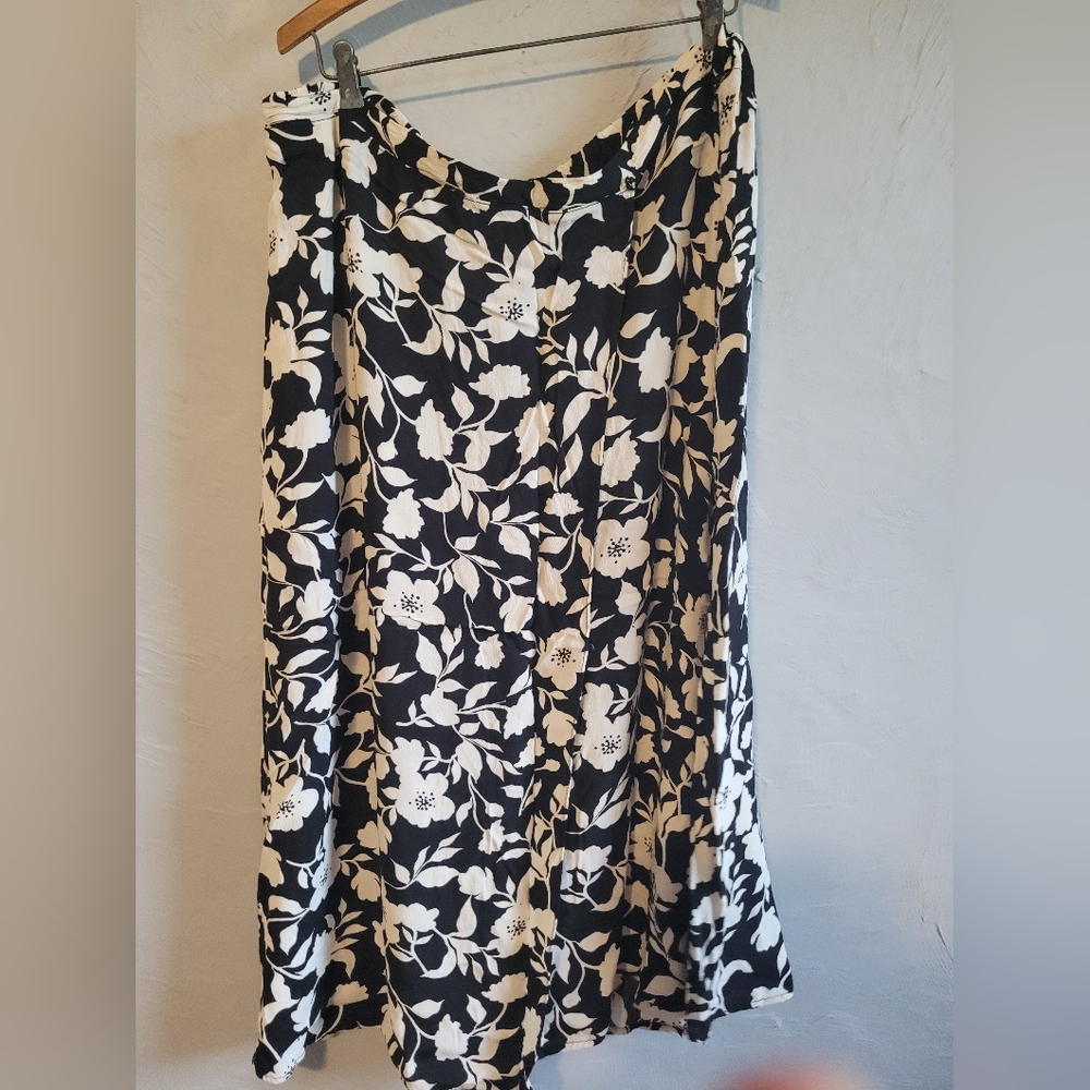 Black and White Floral Wrap Skirt